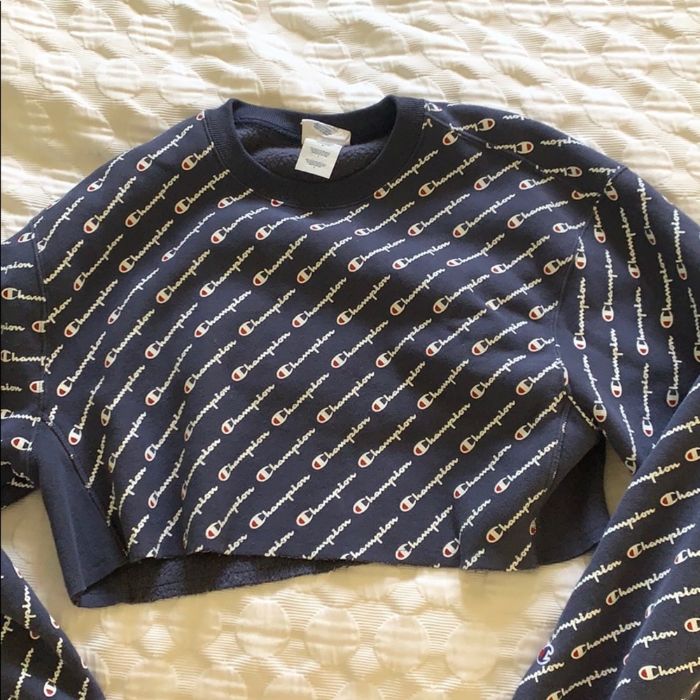 Cropped Champion crewneck